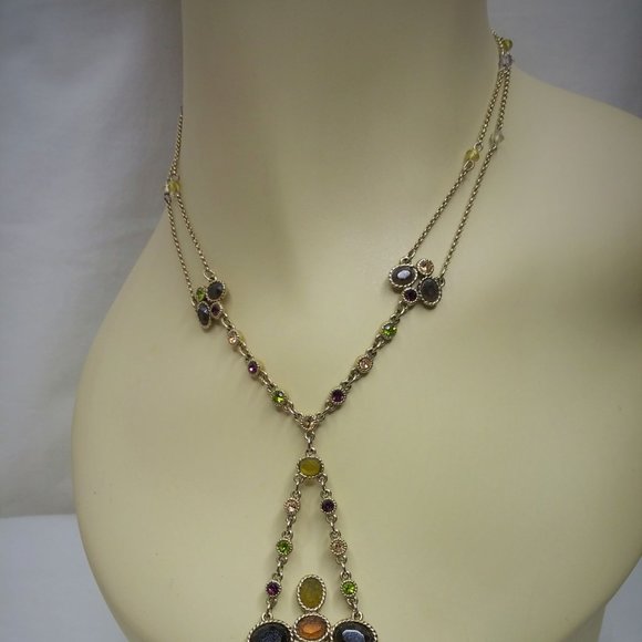 VTG Monet Jewel Toned Crystal Necklace - Picture 2 of 9